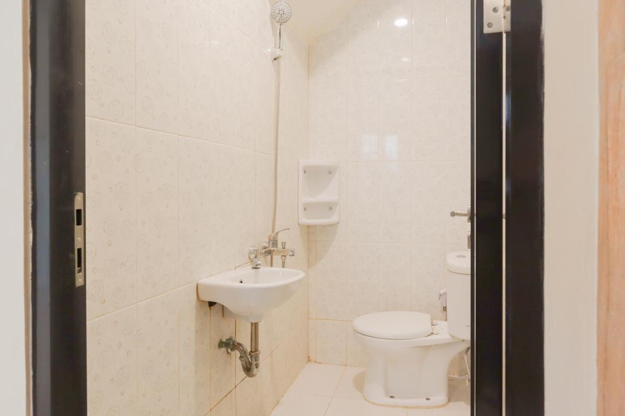 Oyo 2768 Oq Residence Jakarta Kültér fotó
